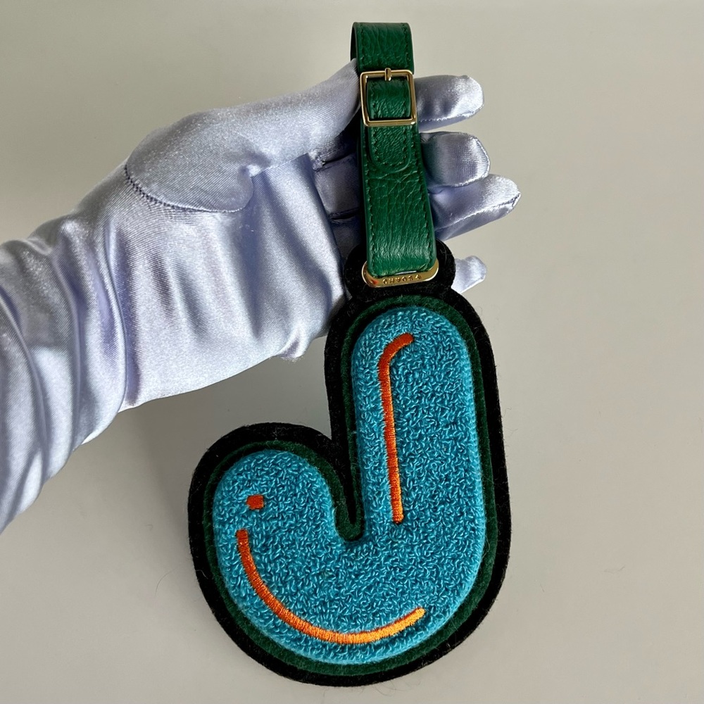 Chaos leather luggage tag